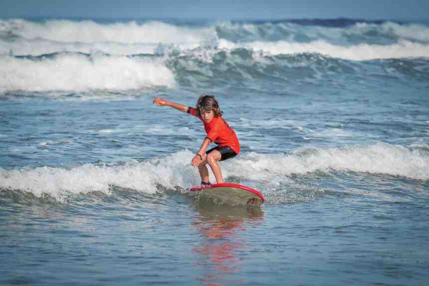 Est-il difficile d'apprendre à faire du surf ?