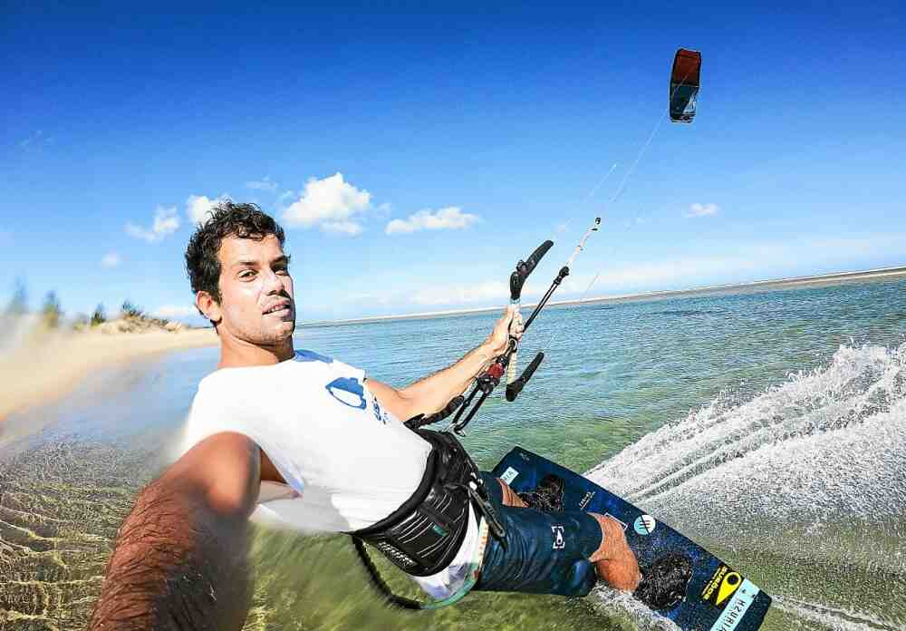 Où a été inventé le kitesurf ?