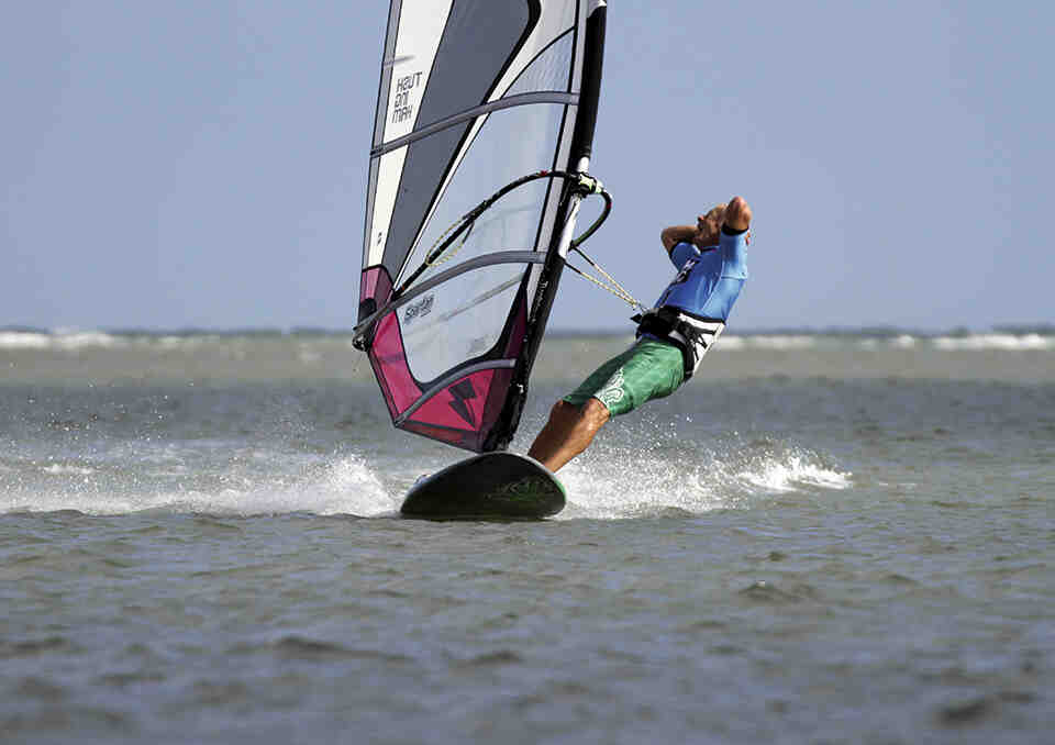 Comment choisir sa voile de windsurf ?