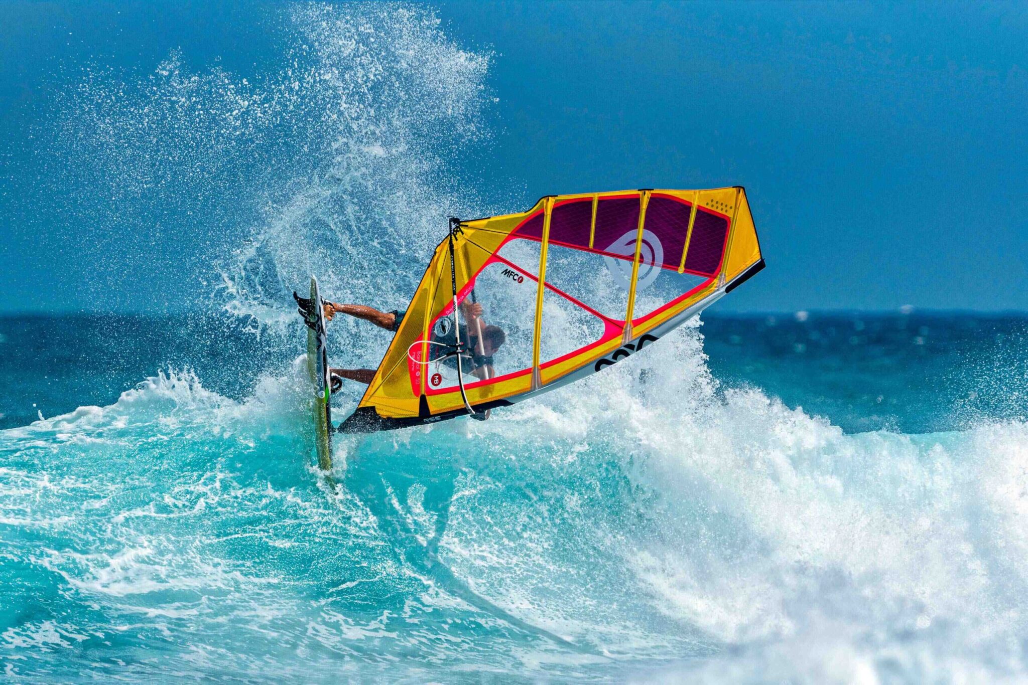 Comment choisir sa planche de windsurf ?