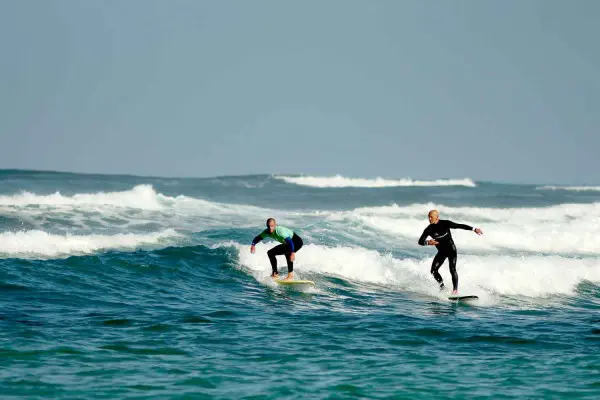 Surf-Lessons3-Gallery-Riders-Surfnike-600×400.jpg