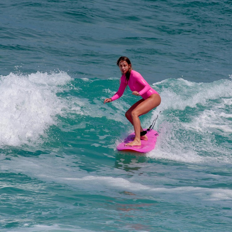 Cours de surf Particulier emmanuelle_joly_biarritz – Ocean adventure