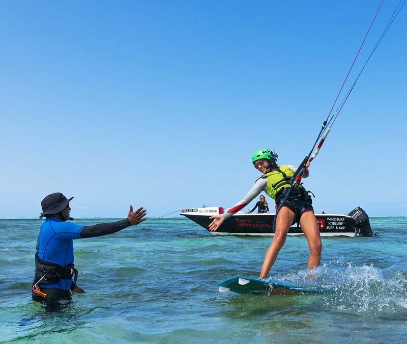 Leçon de Kite Bateau Premium 3h à 400€ à Le Morne, Île Maurice