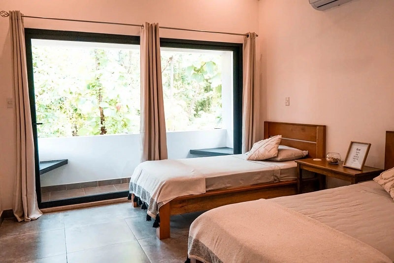 Image-SurfCamp-Avellanas-Jumeaux partagés