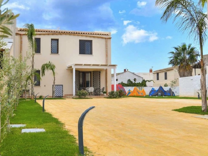 residence posidonia lo stagnone