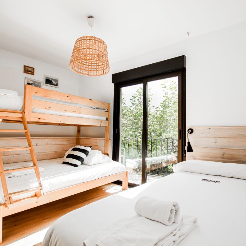 SOLDE - Somo Surf Lodge en Demi Pension - Chambre 4 ou 5 personnes